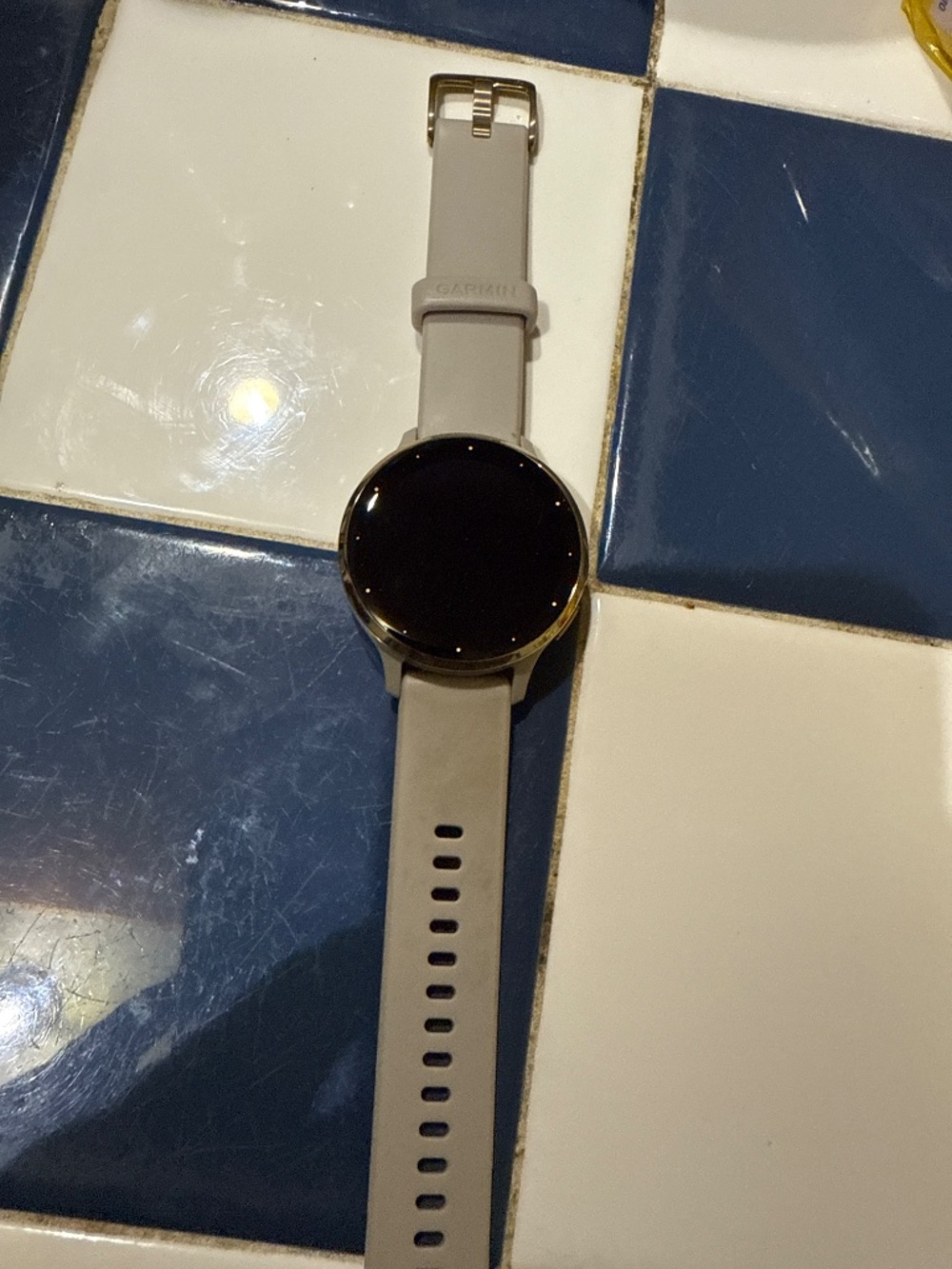 Garmin venu 3s - Picture 2 of 5